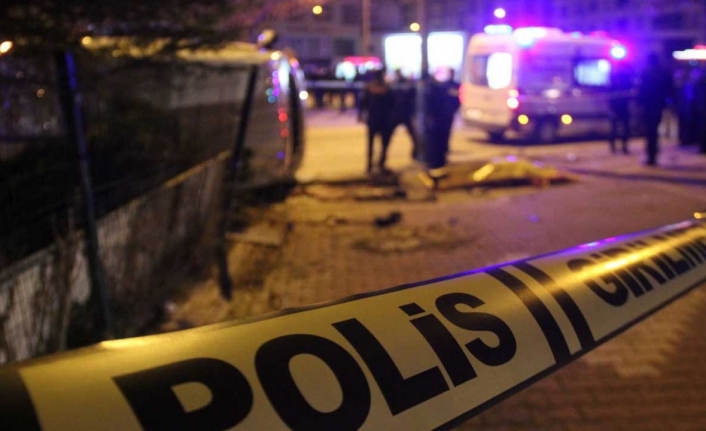 TRABZON TONYA'DA TABANCAYLA BABASINI ÖLDÜREN ŞAHIS TESLİM OLDU