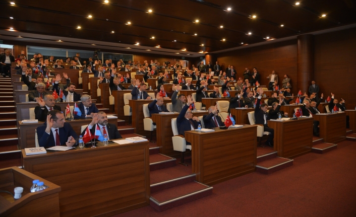 TRABZON BÜYÜKŞEHİR BELEDİYE MECLİSİ İLK TOPLANTISI YAPILDI