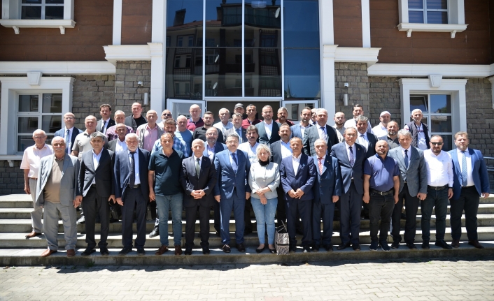BAŞKAN GENÇ: MUHTARLARLA EL ELE VERİP SORUNLARI ÇÖZECEĞİZ