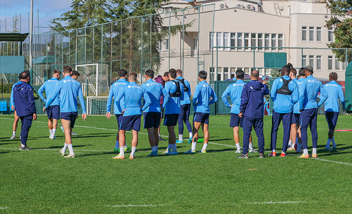 TRABZONSPOR'DA ÇAYKUR RİZESPOR MAÇI HAZIRLIKLARI DEVAM EDİYOR