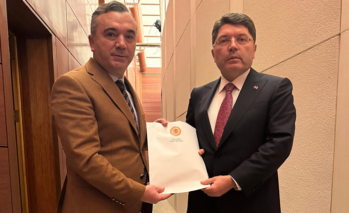 YAVUZ AYDIN’DAN ADALET BAKANI YILMAZ TUNÇ’A ADLİYE TALEPLERİ DOSYASI