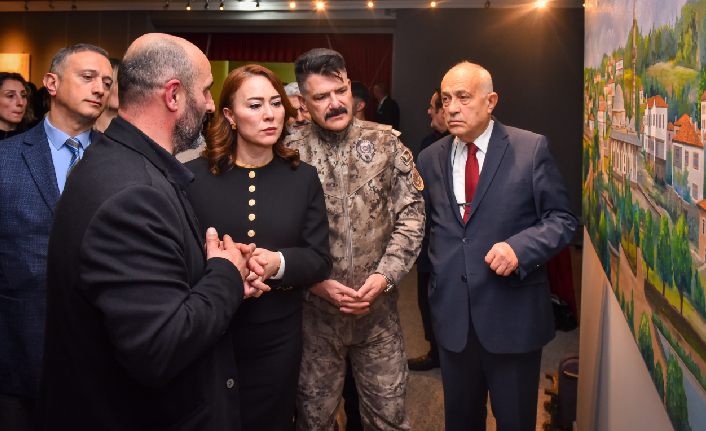 SESİNİZİ DUYAN VAR KARMA RESİM SERGİSİ AÇILDI