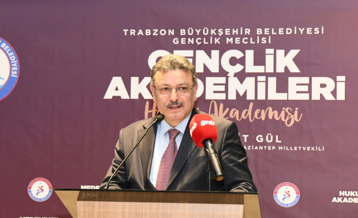 BAŞKAN GENÇ  “ DONANIMLI NESİLLER YETİŞMESİNE KATKI SAĞLAMAYA ÇALIŞIYORUZ”