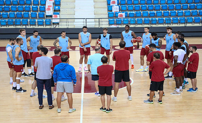 BASKETBOL TAKIMI SEZON HAZIRLIKLARINA DEVAM EDİYOR