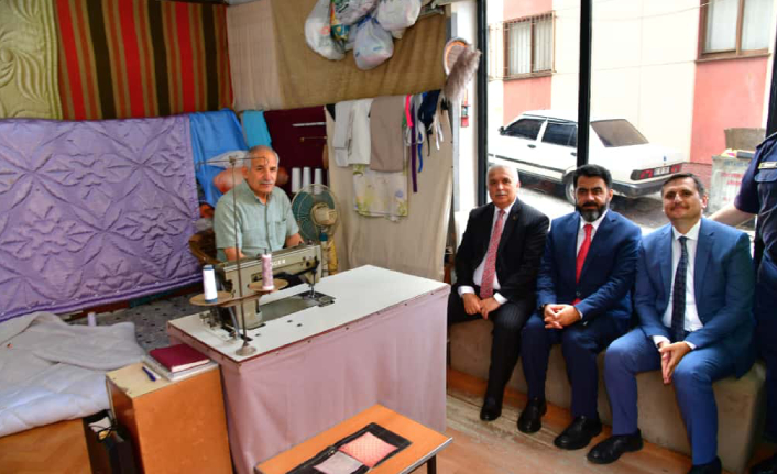 YILLARA MEYDAN OKUYAN ESNAFLARI ZİYARET ETTİ