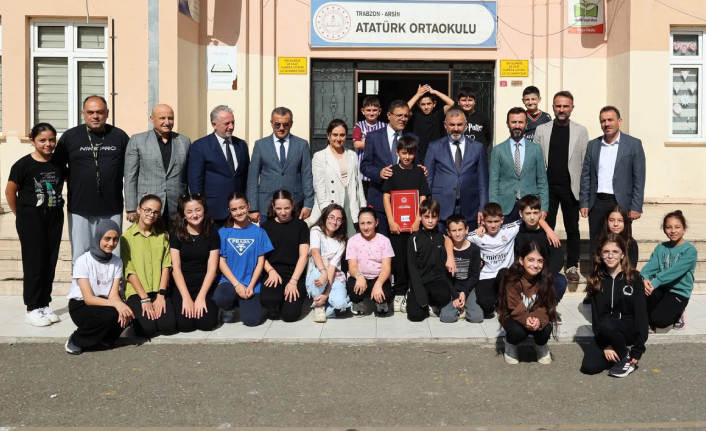 BAŞKAN BİLGİN’DENEĞİTİME TAM DESTEK
