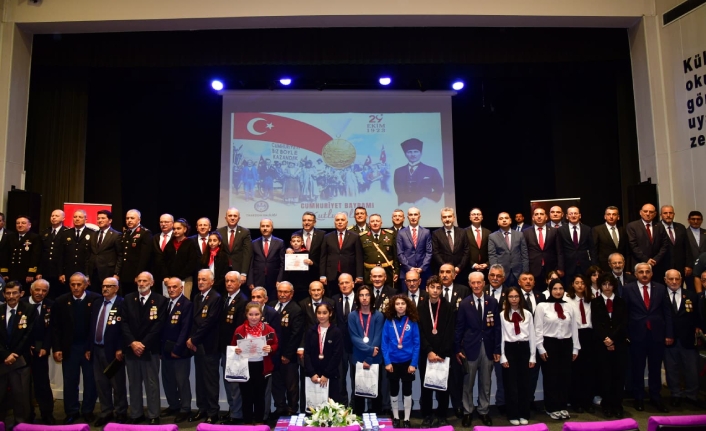 CUMHURİYET BAYRAMI  COŞKU İLE KUTLANDI