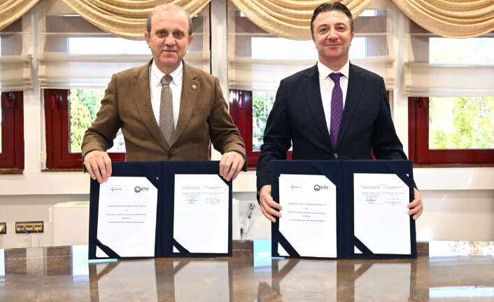ÖĞRENCİLERİMİZİN İŞ DÜNYASINA HAZIRLANMASI ÖNCELİĞİMİZ