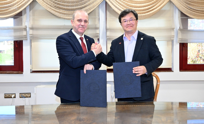 SAĞLIK ALANINDA YAPAY ZEKÂ ÜZERİNE ORTAK ÇALIŞMA YAPILACAK