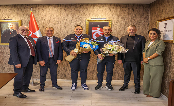 ŞAMPİYONDAN, TRABZONSPOR KULÜBÜNE ZİYARET