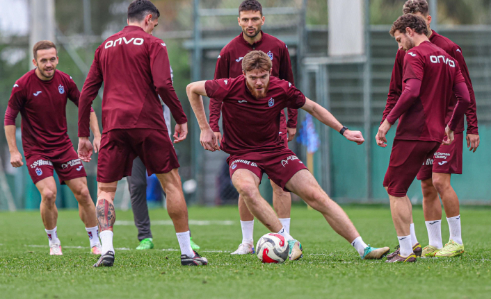 TRABZONSPO  3 EKSİK FUTBOLCUYLA ÇALIŞTI