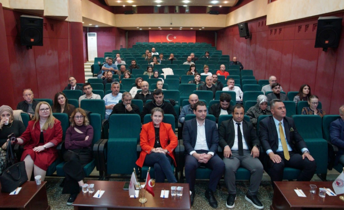 YAPAY ZEKA ÇAĞINDA İŞLETMELER VE YENİ TRENDLER EĞİTİMİ GERÇEKLEŞTİ