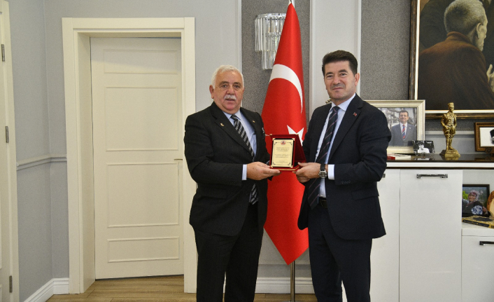  “HER ZAMAN ŞEHİT AİLELERİMİZİN EMRİNDEYİZ”