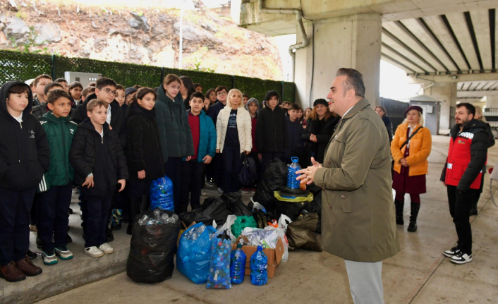 GERİ DÖNÜŞÜM VE SIFIR ATIK BİLİNCİ, ÖĞRENCİLERE AŞILANIYOR