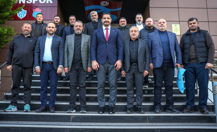 GÜREŞ FEDERASYONU BAŞKANI TAHA AKGÜL’DEN TRABZONSPOR KULÜBÜNE ZİYARET