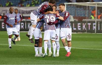 TRABZONSPOR 2-0 ÇAYKUR RİZESPOR    TEKKE “GALİBİYETİ CAMİAMIZA ARMAĞAN EDİYORUZ”
