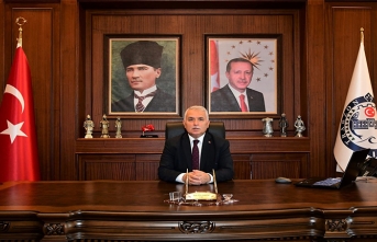 TRABZON VALİSİ AZİZ  YILDIRIM’IN 23 NİSAN  MESAJI