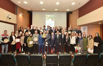 BAŞKAN ÇELEBİ “KARADENİZ KADINI HER YERDE ÖN PLANDADIR”