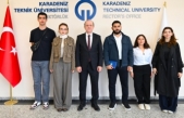 KTÜ TÜRK DÜNYASI GENÇLİK TOPLULUĞU’NDAN REKTÖR ÇUVALCI’YA ZİYARET
