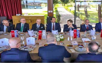 KAFKAS: "FUTBOLUN FUTBOLDAN UZAKLAŞTIĞI BİR SEZON YAŞIYORUZ"