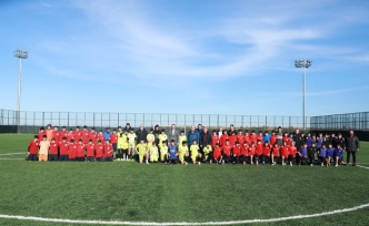 DOSTLUK TURNUVASINDA BULUŞTULAR