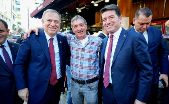 CHP GENEL BAŞKAN YARDIMCISI ZEYBEK’TEN BAŞKAN KAYA’YA ÖVGÜ