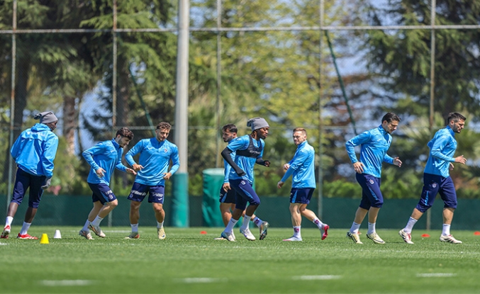 TRABZONSPOR HIZ KESMEDEN İDMANLARA BAŞLADI