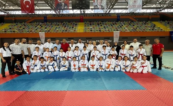 Trabzon’da Minikler Karate Şampiyonası Seçmeleri Tamamlandı