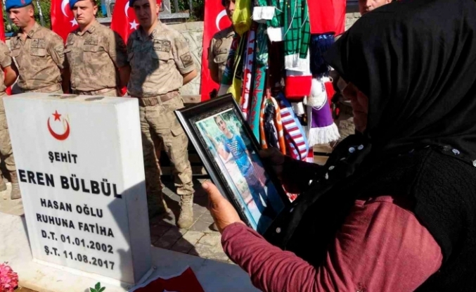 Eren Bülbül, Trabzon'da dualarla ve gözyaşlarıyla anıldı
