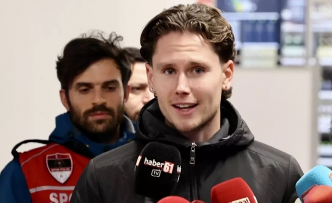 "EN BÜYÜK HAYALİM MANCHESTER UNİTED FORMASI GİYMEK"