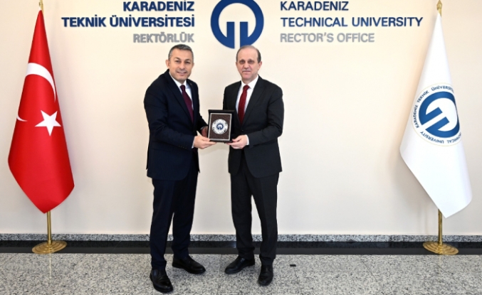 VALİ TAHİR ŞAHİN, KTÜ REKTÖRÜ PROF. DR. HAMDULLAH ÇUVALCI’YI ZİYARET ETTİ