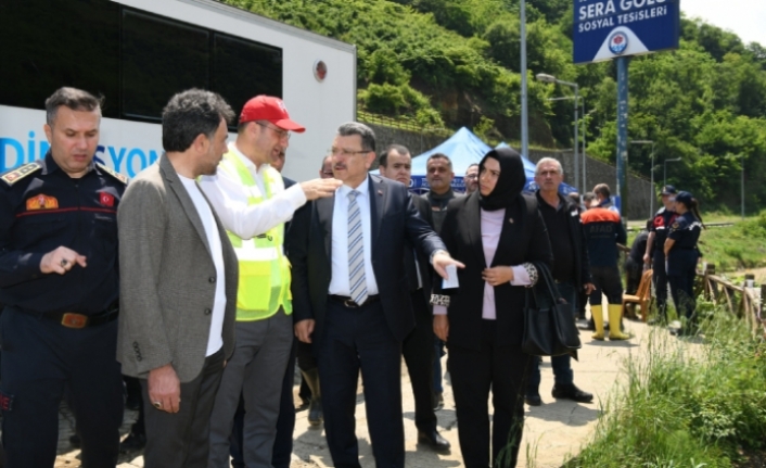 BAŞKAN GENÇ: TEMİZLİK ÇALIŞMALARI BU AKŞAM TAMAMLANACAK