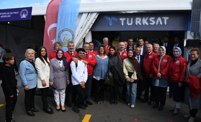 57 KURUM VE 200 BİN ZİYARETÇİ BİLİMLE BULUŞTU