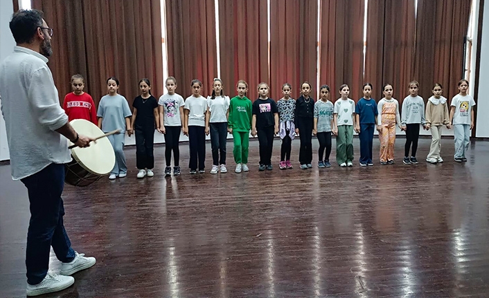 HALK OYUNLARI EĞİTİMİ BAŞLADI
