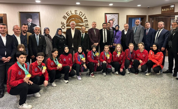 "BÜYÜK GURUR DUYUYORUZ"