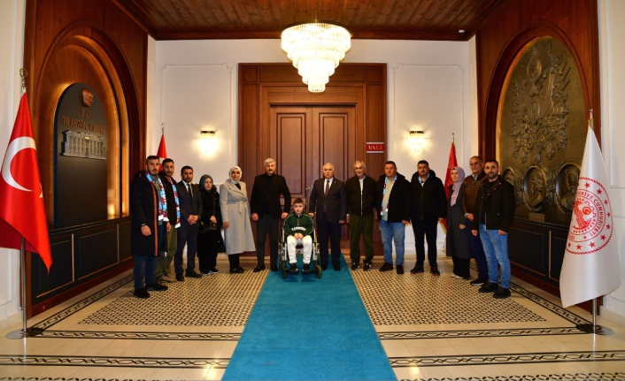 HARUN'UN DURUMU VE İHTİYAÇLARIYLA İLGİLİ AİLESİNDEN BİLGİ ALDI