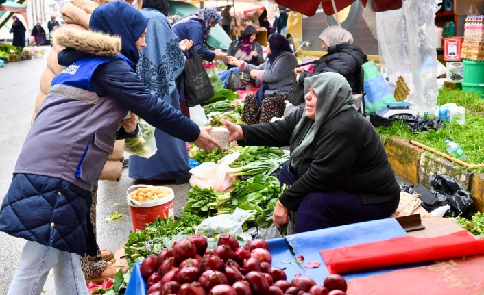 REGAİP KANDİLİ’NDE LOKMA VE KANDİL SİMİDİ İKRAMI YAPILDI