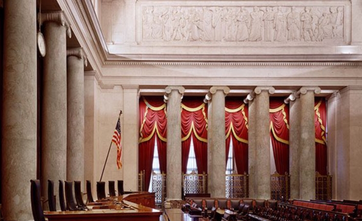 ABD YÜKSEK MAHKEMESİ’NİN DUVARINDA HAMMURABİ DURUR