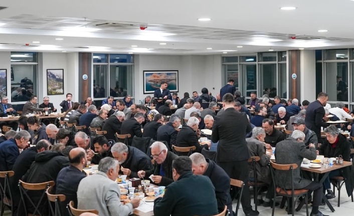 BAŞKAN KAYA, ORTAHİSAR’DAKİ MUHTARLARI İFTAR PROGRAMINDA AĞIRLADI 