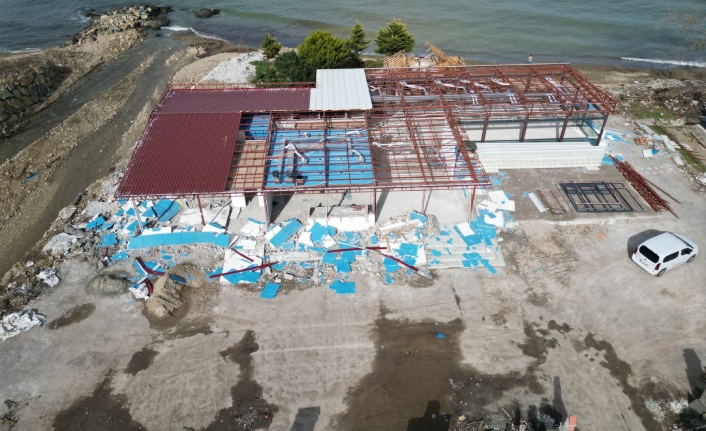 TARTIŞILAN YAPI SÖKÜLDÜ