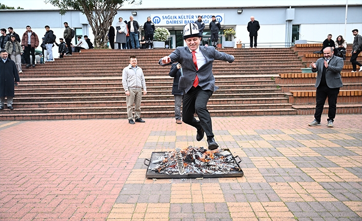 REKTÖR PROF.DR.ÇUVALCI’DAN  “DAHA ADİL BİR DÜNYA” MESAJI