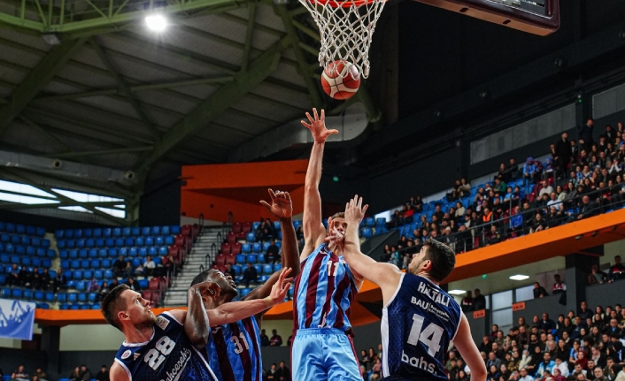 TRABZONSPOR : 71 - BAHÇEŞEHİR KOLEJİ : 81