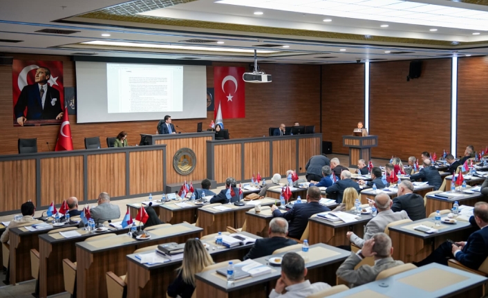 EMLAK VERGİSİNE YÜZDE 300 ARTIŞ TARTIŞMA YARATI